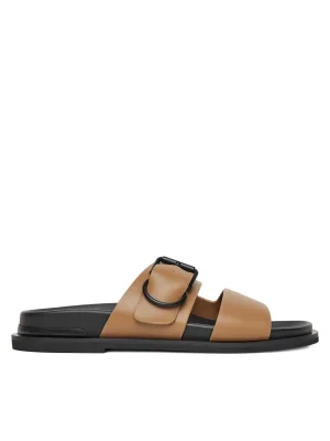 ყავისფერი