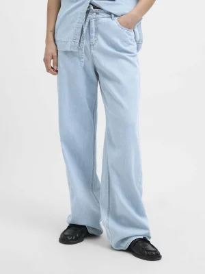 ცისფერი