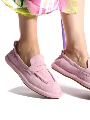 იასამნისფერი