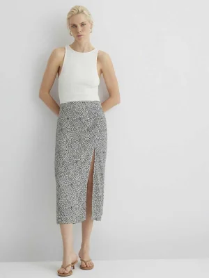 ნაცრისფერი