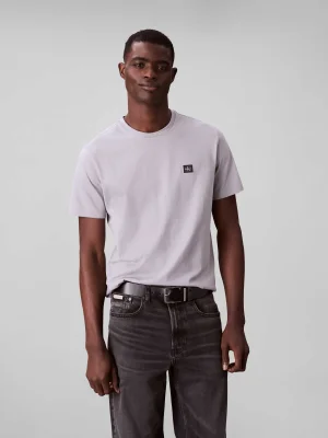 იასამნისფერი