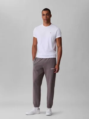 ნაცრისფერი