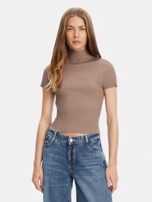 ყავისფერი