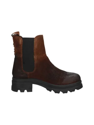 ყავისფერი