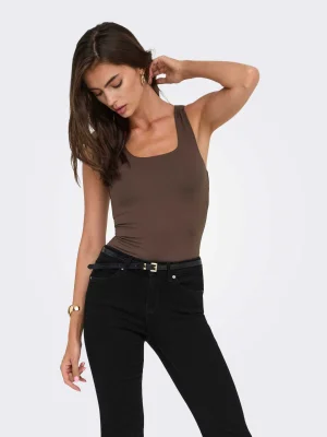 ყავისფერი