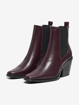 იასამნისფერი