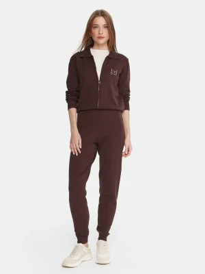 ყავისფერი