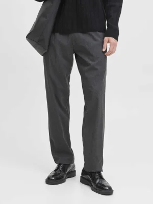 ნაცრისფერი