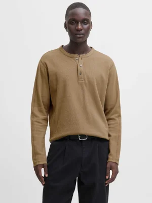 ყავისფერი