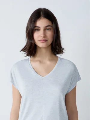 ნაცრისფერი