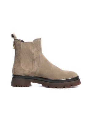 ყავისფერი