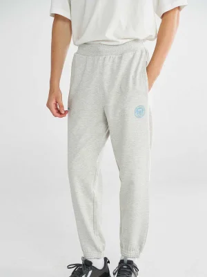 ნაცრისფერი