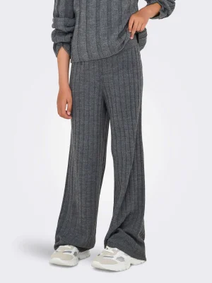 ნაცრისფერი