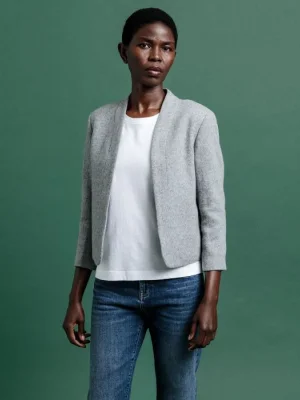 ნაცრისფერი