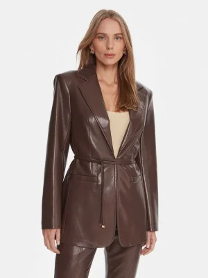 ყავისფერი