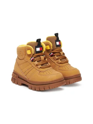 ყავისფერი