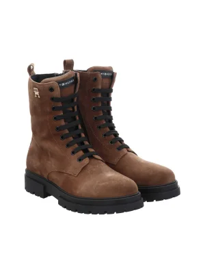 ყავისფერი