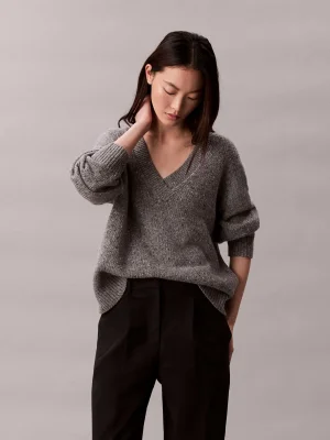 ნაცრისფერი