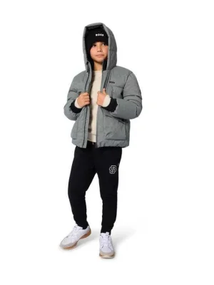 ნაცრისფერი