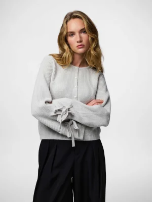 ნაცრისფერი