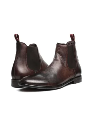 ყავისფერი