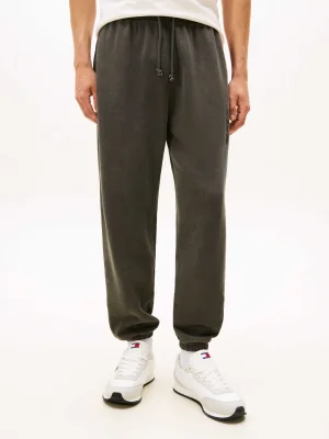 ნაცრისფერი