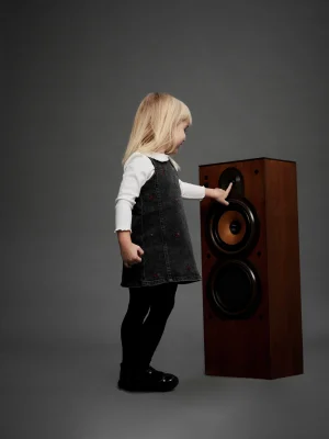 ნაცრისფერი