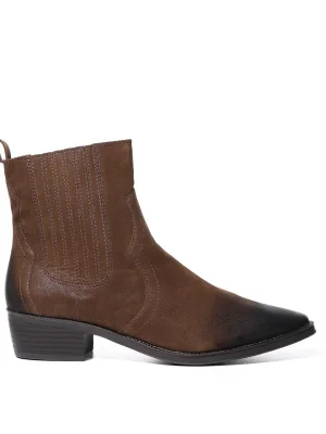 ყავისფერი