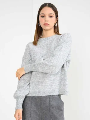 ნაცრისფერი