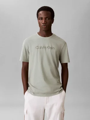 ნაცრისფერი