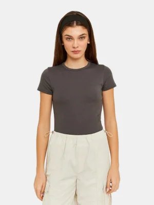 ნაცრისფერი