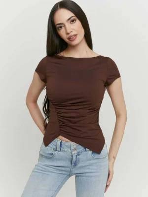 ყავისფერი