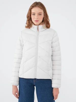 ნაცრისფერი