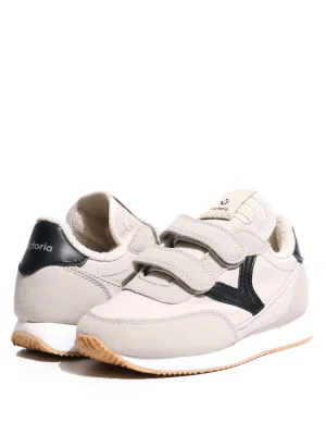 ნაცრისფერი