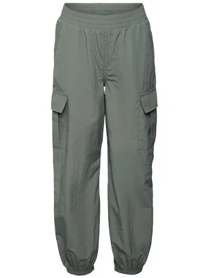 ნაცრისფერი