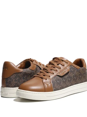 ყავისფერი