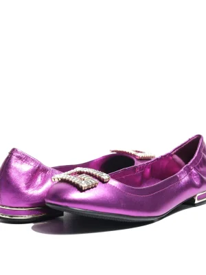 იასამნისფერი