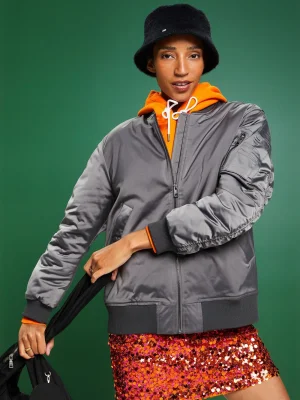 ნაცრისფერი