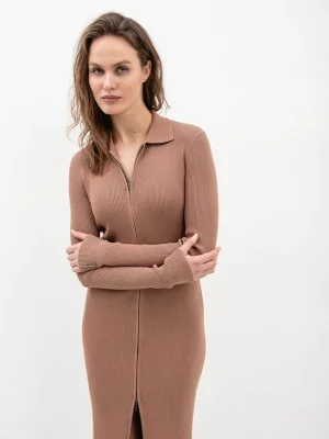 ყავისფერი