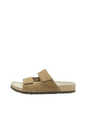 ყავისფერი