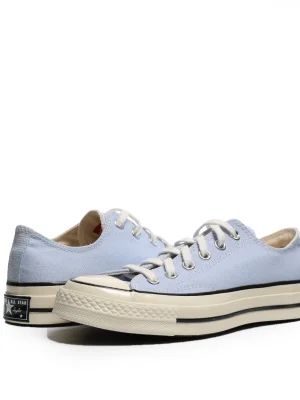 ცისფერი