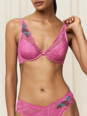 იასამნისფერი