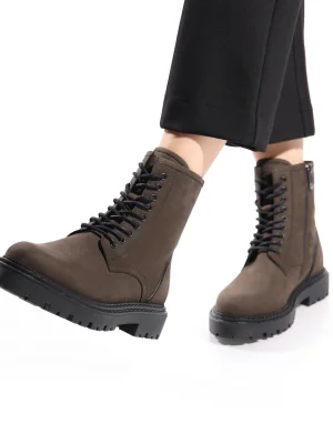 ყავისფერი