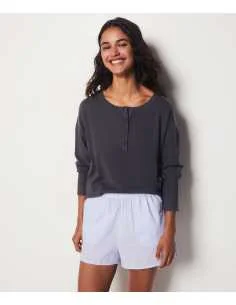 ნაცრისფერი