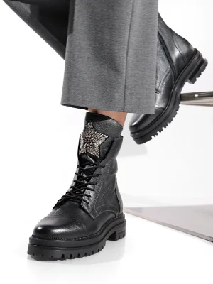 ვერცხლისფერი