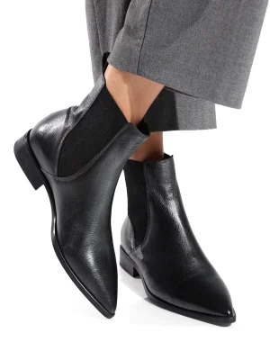 ნაცრისფერი