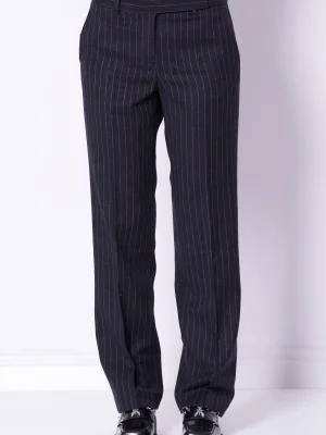 ნაცრისფერი