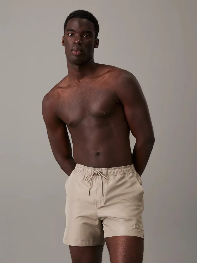 CALVIN KLEIN - MEDIUM...