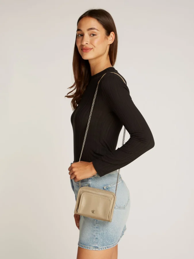 CALVIN KLEIN JEANS -... 2