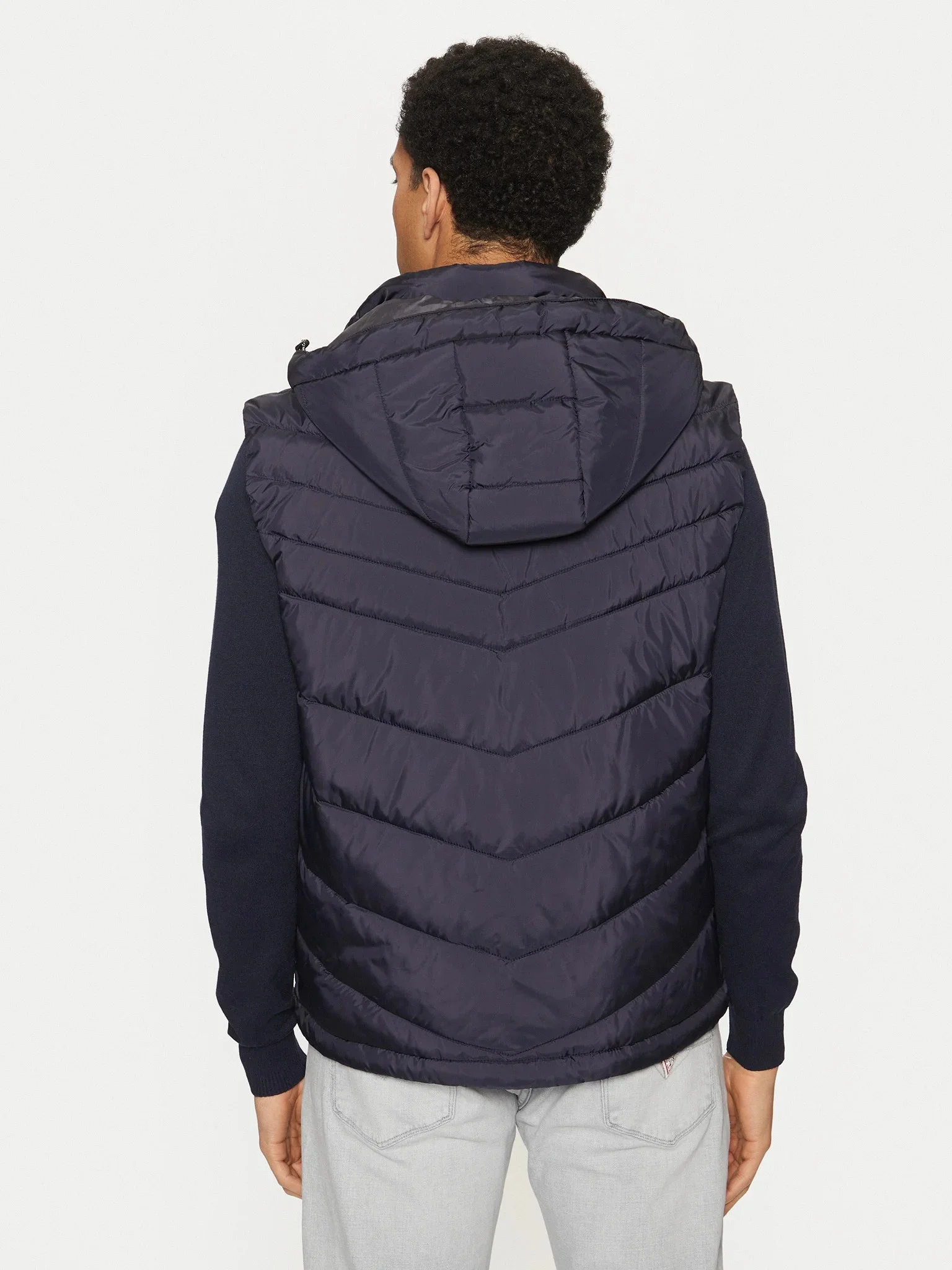 GUESS - LIGHT PUFFA VEST GUESS - LIGHT PUFFA VEST